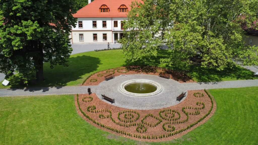 Realizacje | Z pasji do zieleni. Ogrodnictwo, projekt ogrodu, zakładanie ogrodów, sprzedaż roślin Kozy, Kęty, Bielsko-Biała, Żywiec, Oświęcim, Andrychów. Realizacje | Z pasji do zieleni. Ogrodnictwo, projekt ogrodu, zakładanie ogrodów, sprzedaż roślin Kozy, Kęty, Bielsko-Biała, Żywiec, Oświęcim, Andrychów.