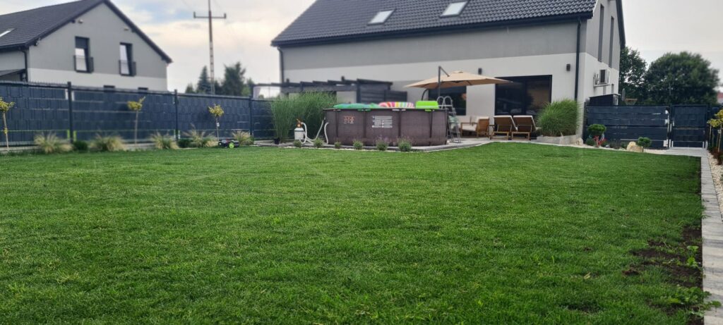 Realizacje | Z pasji do zieleni. Ogrodnictwo, projekt ogrodu, zakładanie ogrodów, sprzedaż roślin Kozy, Kęty, Bielsko-Biała, Żywiec, Oświęcim, Andrychów. Realizacje | Z pasji do zieleni. Ogrodnictwo, projekt ogrodu, zakładanie ogrodów, sprzedaż roślin Kozy, Kęty, Bielsko-Biała, Żywiec, Oświęcim, Andrychów.